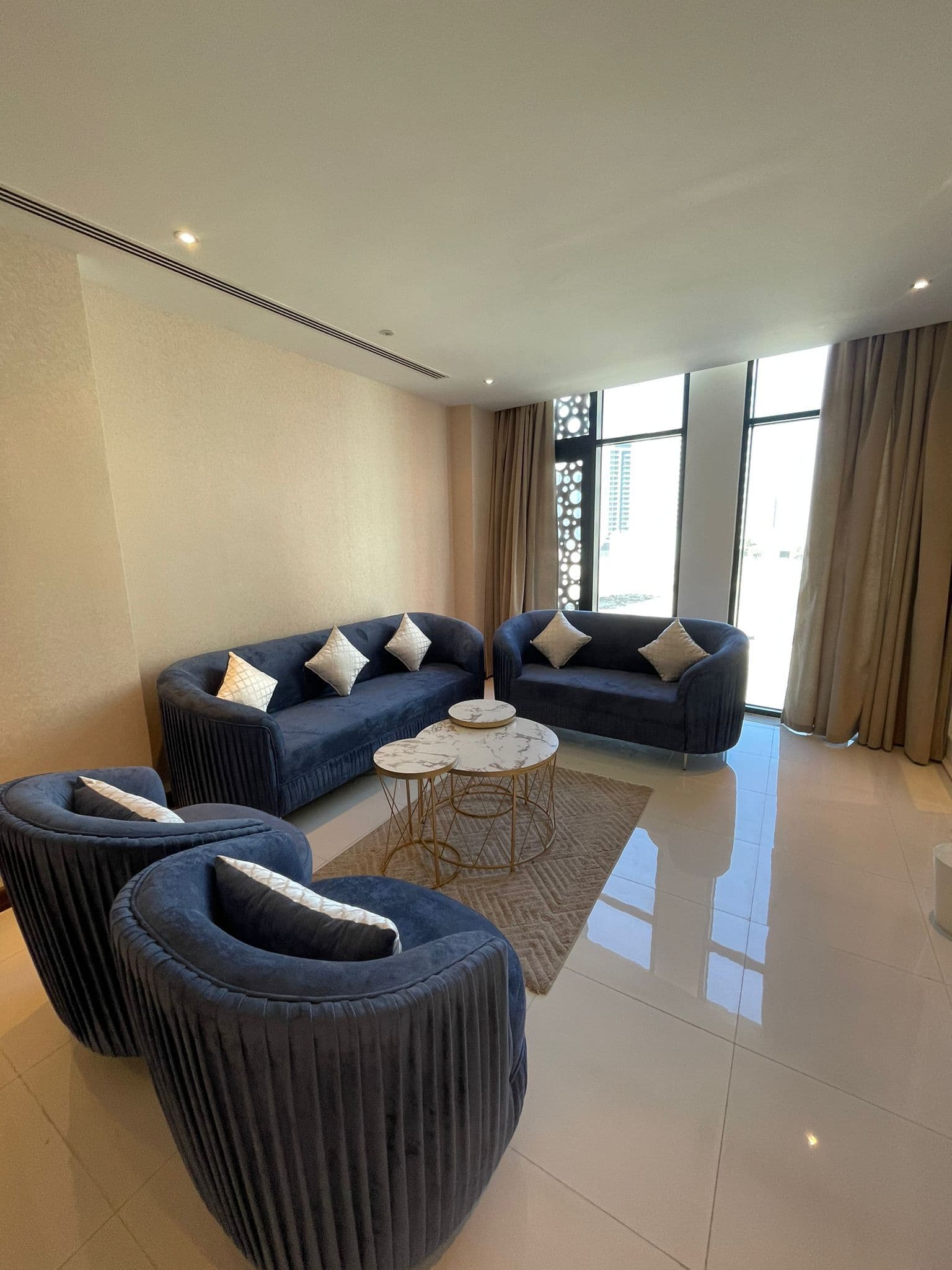 شقة راقية في أمواج